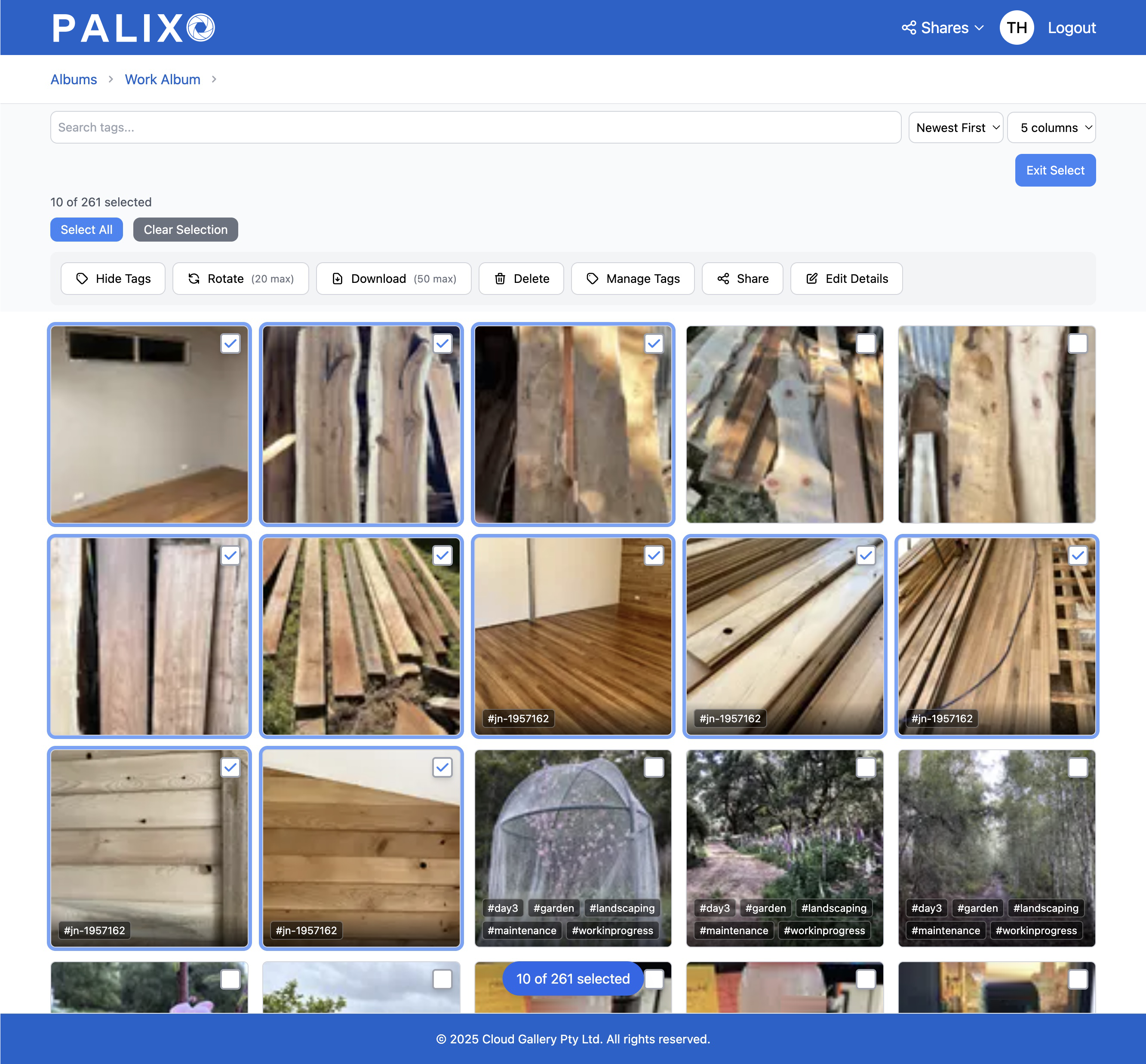 Album in select mode with checkboxes and selection counter